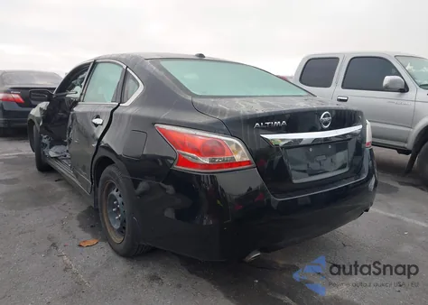 2015 Nissan Altima 2.5 S из США, поврежденный, VIN 1N4AL3AP4FN362701